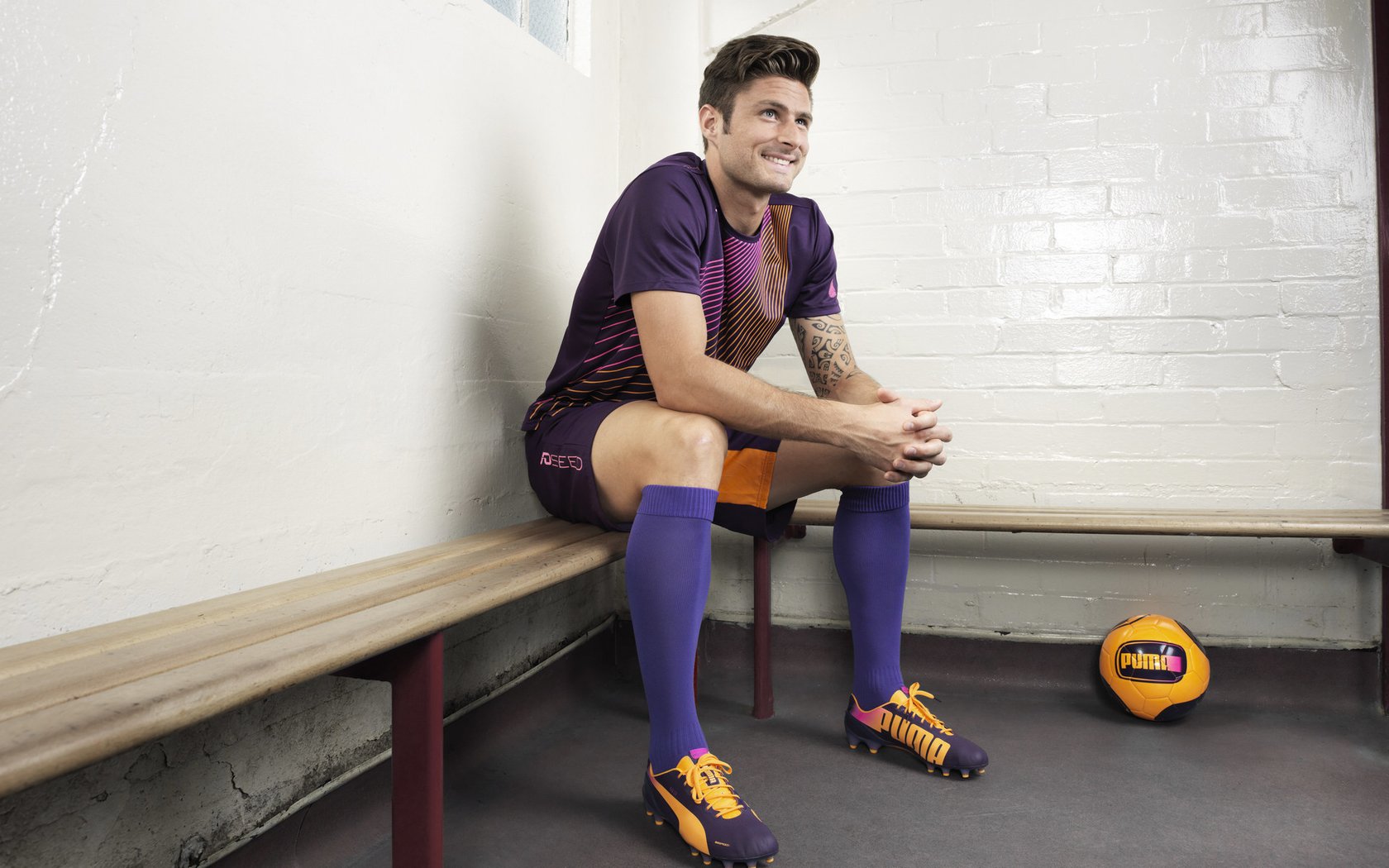 比利亚雷亚尔vs赫罗纳首发