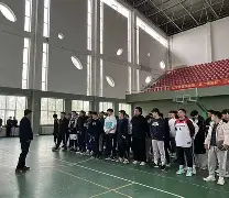 篮球联赛出现裁判失误,球队要求重新比赛怎么办 篮球联赛出现裁判失误,球队要求重新比赛怎么办