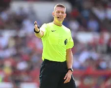 篮球联赛出现裁判失误,球队要求重新比赛怎么办 篮球联赛出现裁判失误,球队要求重新比赛怎么办