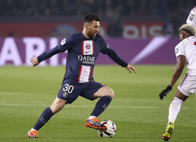 巴塞罗那官方宣布梅西离队